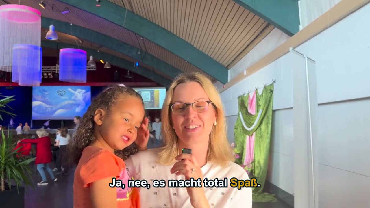 Alex & Clara (3)